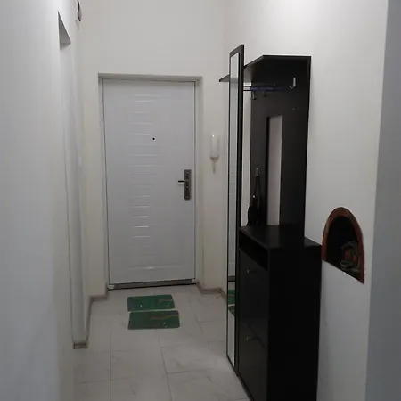 Demokratcia Apartment Burgas